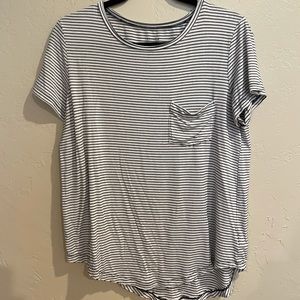 Size SMALL! American Eagle Black and White Striped Short Sleeve Shirt